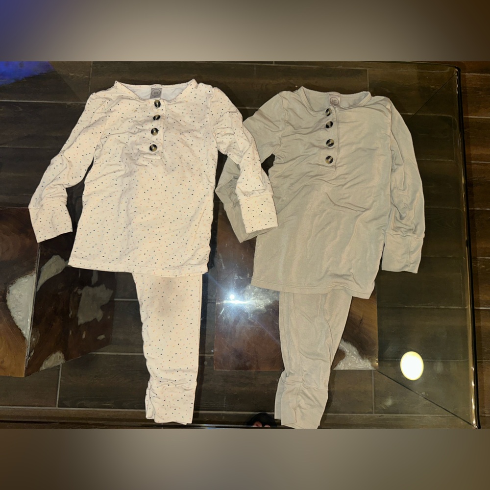 Lou Lou & Company Kids Pajamas - Cream and Gray